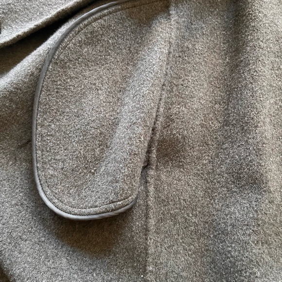 Pre-loved Wool Coat - Picture 8 of 11